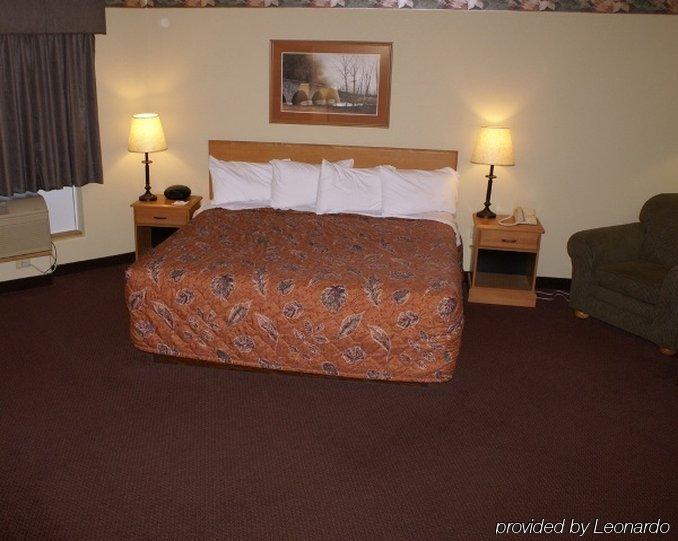 Fossil Creek Hotel & Suites Russell Quarto foto